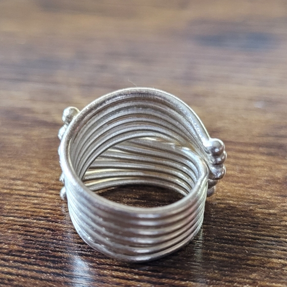 Sterling silver hug ring - Picture 6 of 8